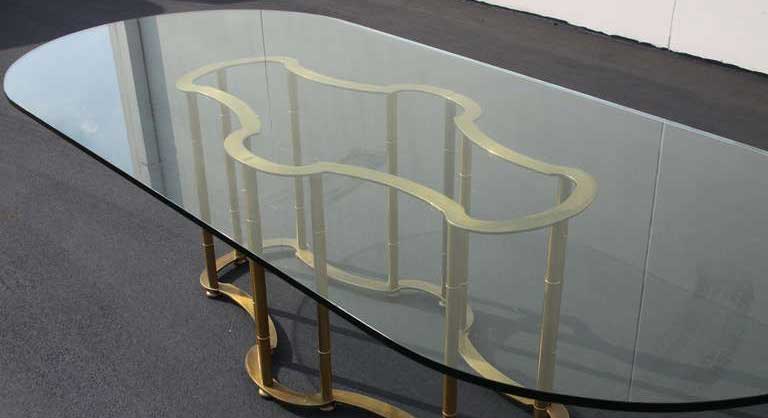 https://www.buyglass.in/ofk_im/article/oval-dining-table.jpg