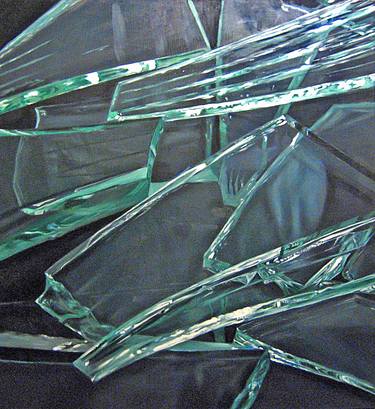 Standard Glass when broken - sharp edge